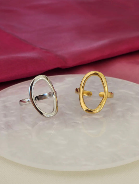 Anillo ovalado hueco